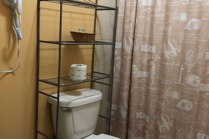 Room 4 of 31