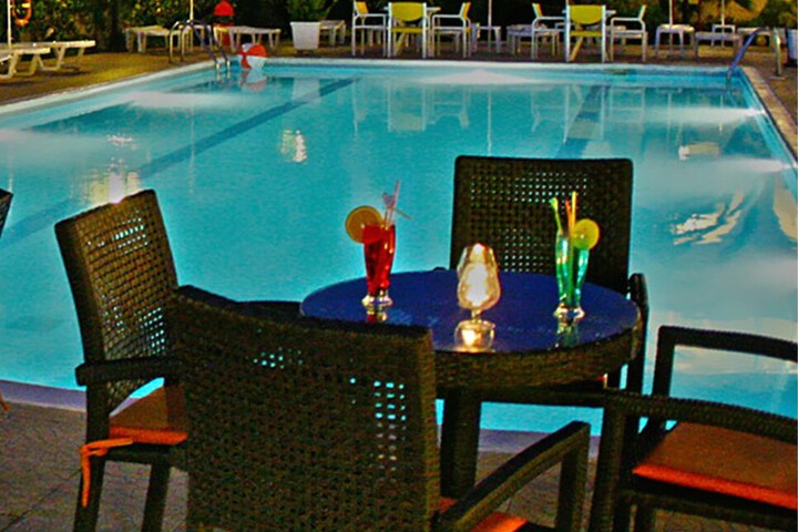 Pool 28 of 35