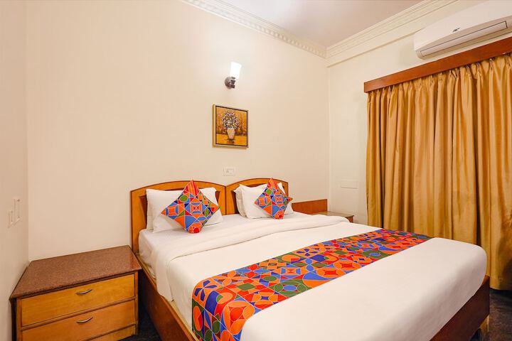 Room 14 of 30