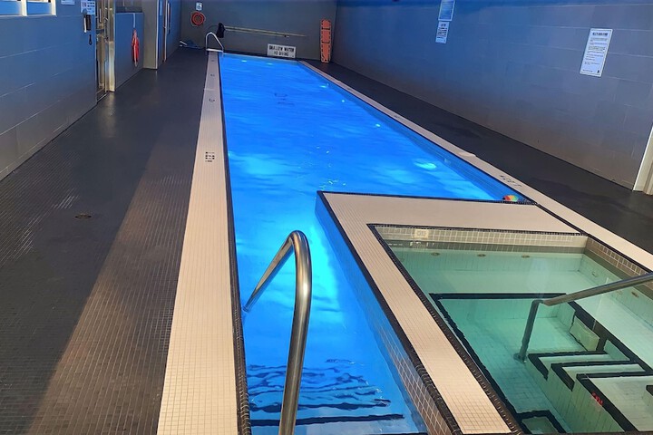 Pool 40 of 43