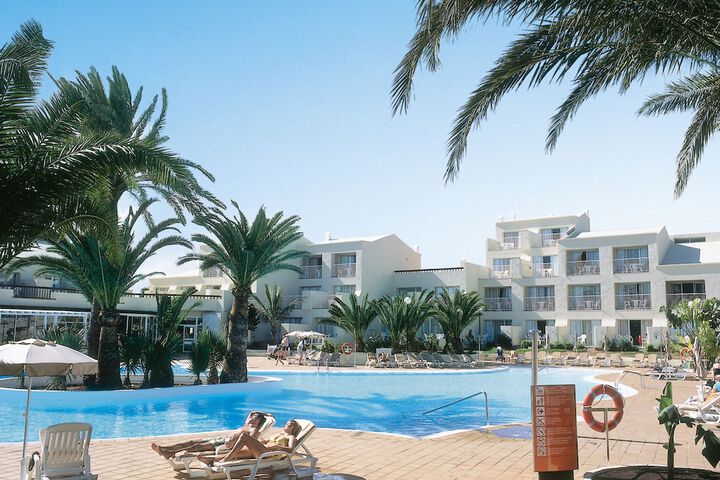 Pools & Facilities