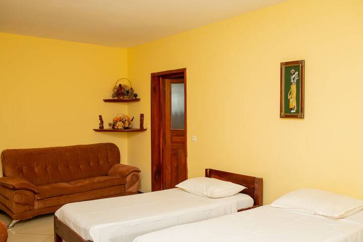 Room 33 of 50