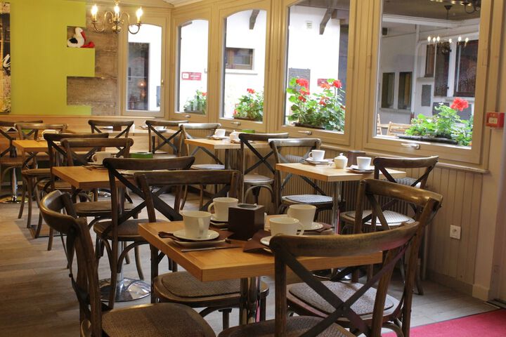 Breakfast/Coffee Service 125 of 147