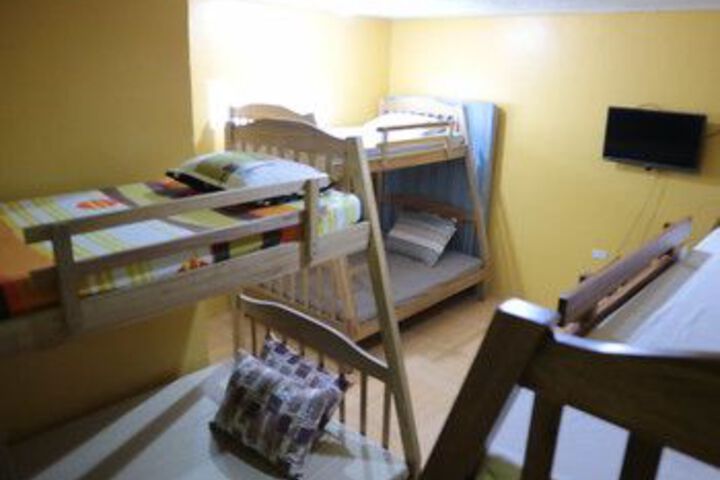 Room 18 of 31
