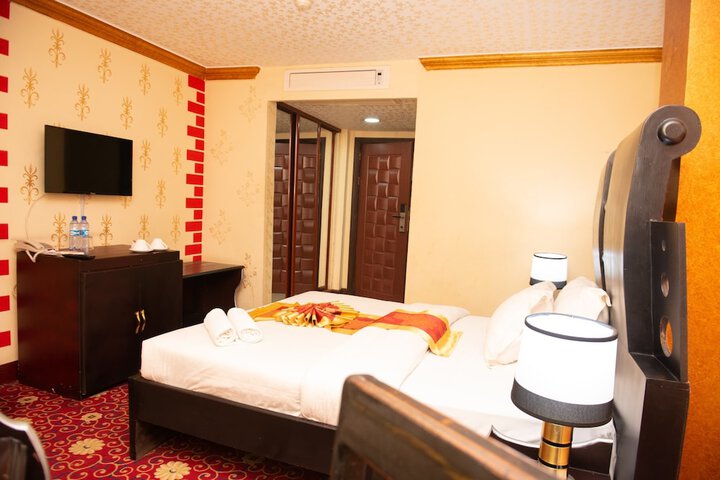 Room 20 of 36