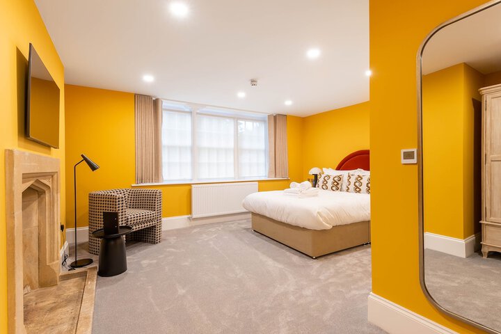 Room 50 of 190