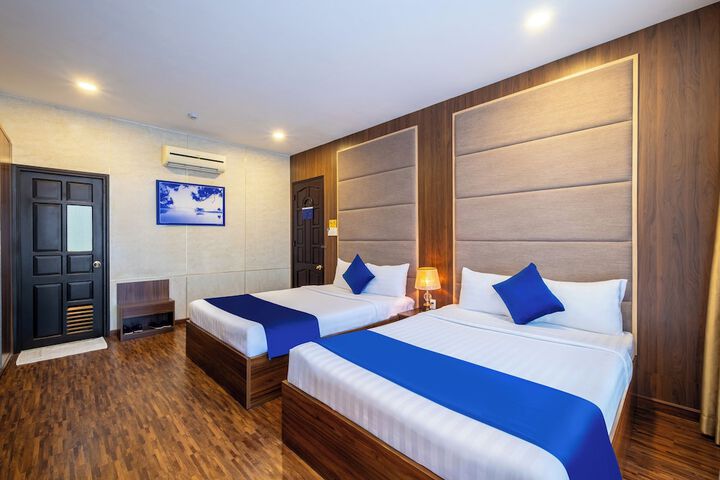 Room 35 of 57