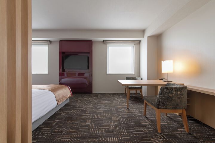 Room 30 of 126