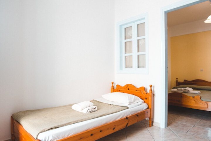 Room 12 of 35