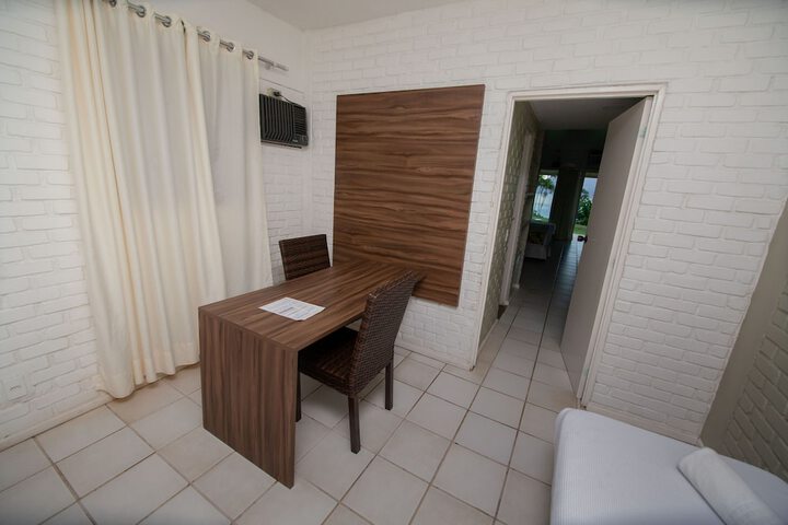 Room 12 of 91