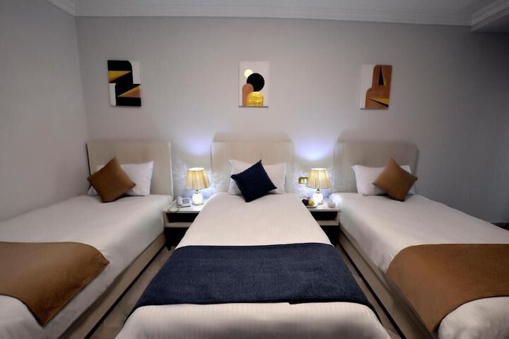 Room 4 of 56