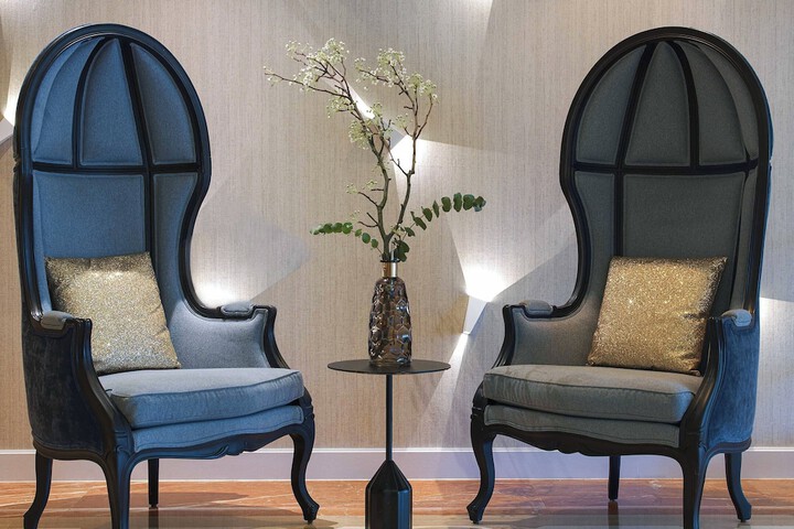 Entrance & Lobby