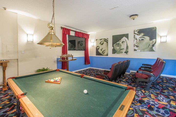 Room 5 of 41