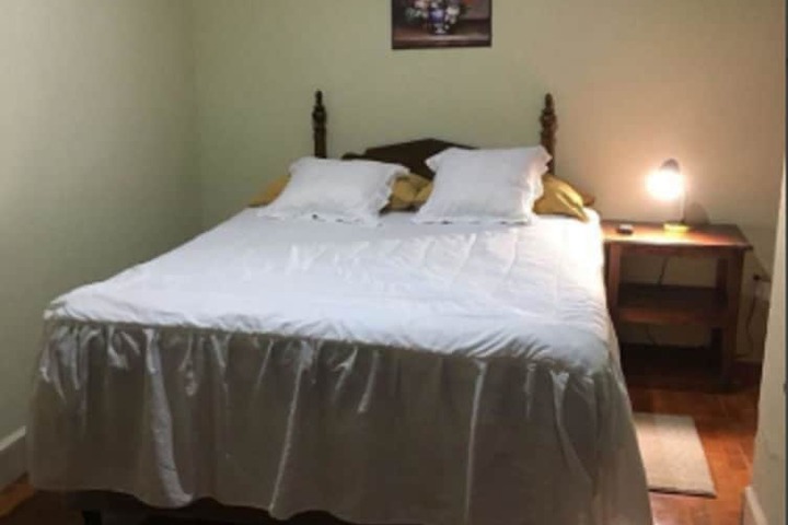 Room 8 of 49