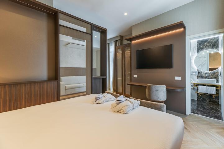 Room 46 of 110