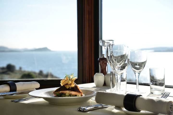 Dining 62 of 112