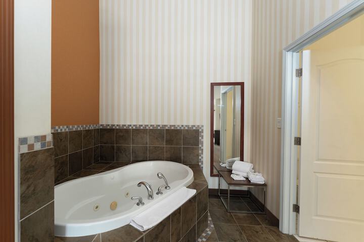 Room 44 of 119