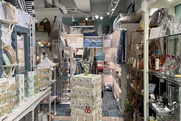 Gift Shop 57 of 81