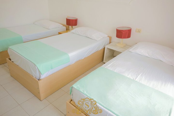 Room 42 of 129