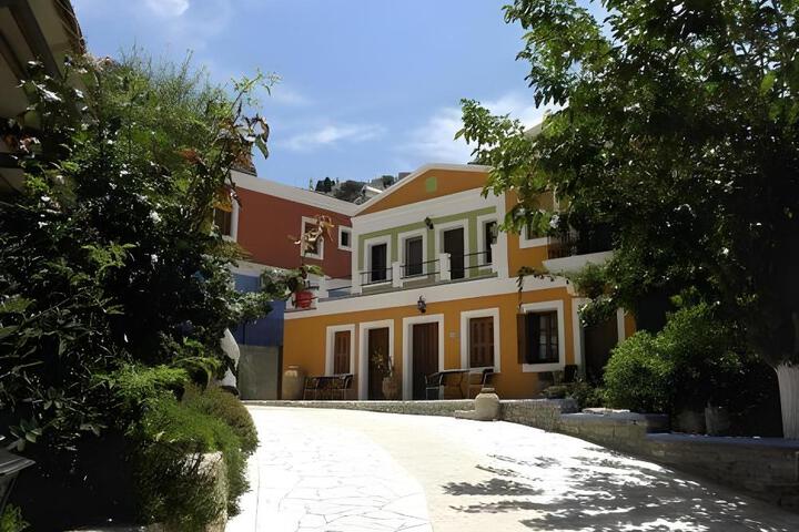 Opera House Hotel