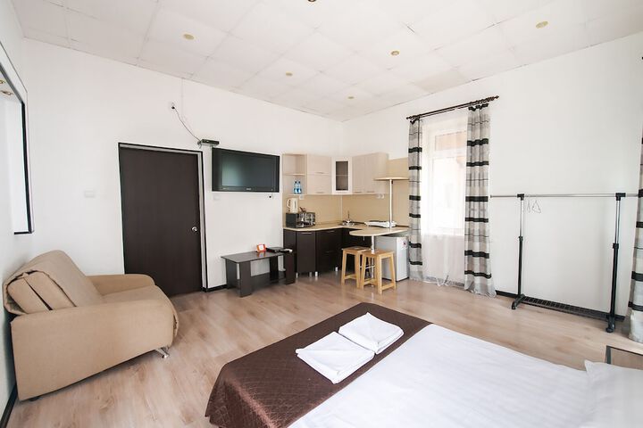 Room 9 of 62