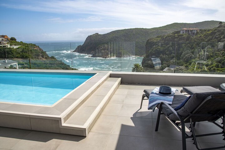 Pool 38 of 62