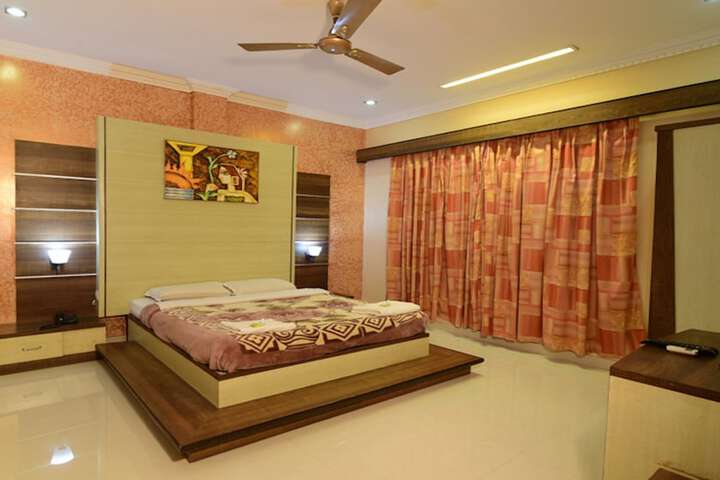 Room 7 of 47