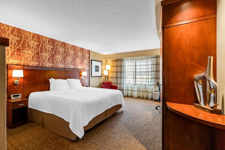Room 4 of 50