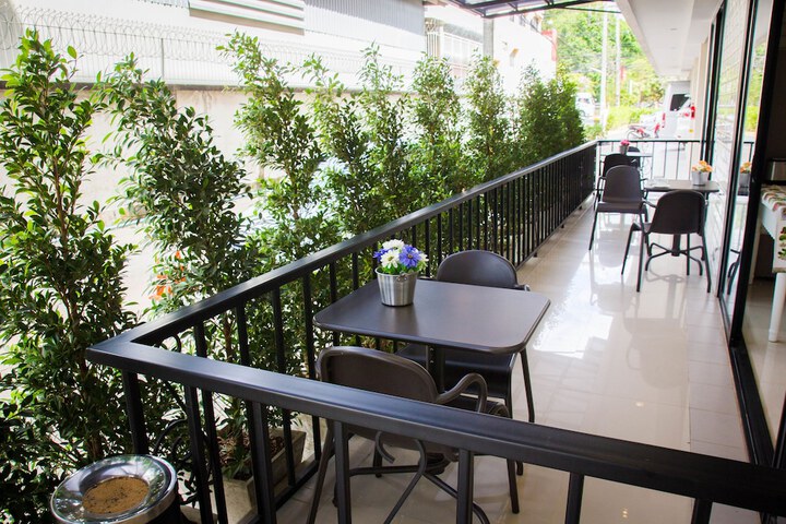 Terrace/Patio 44 of 48