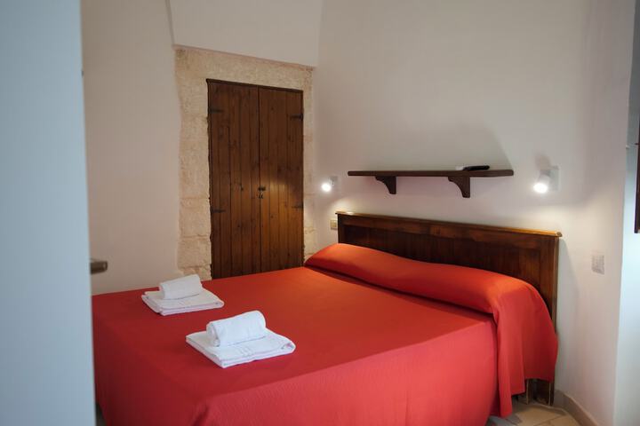 Room 10 of 47