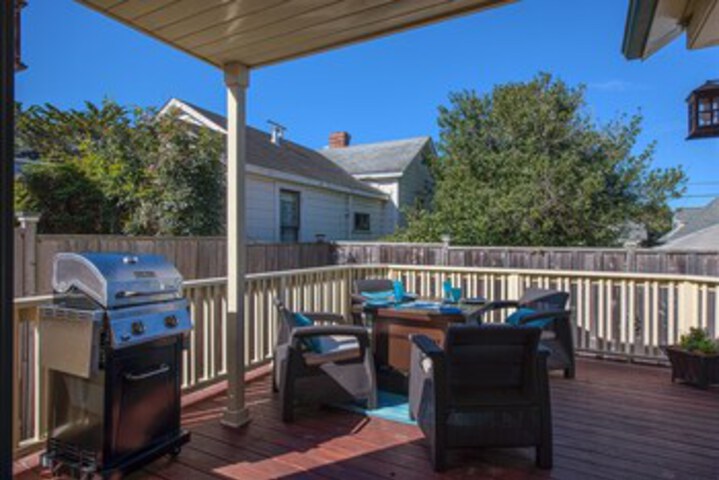 Exterior of 3715 Bliss by The Sea