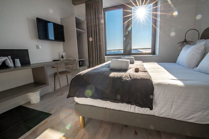 Room 10 of 57