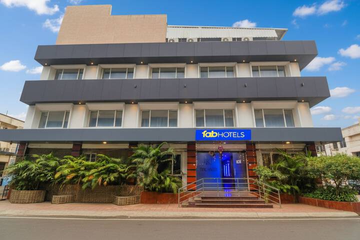 Fabhotel KeerthiS Anupama