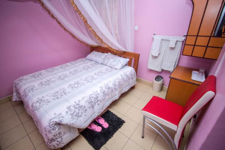 Room 16 of 39
