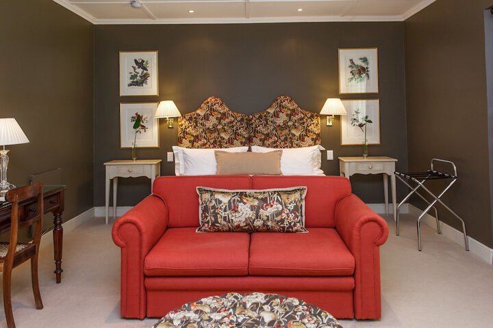 Room 21 of 80
