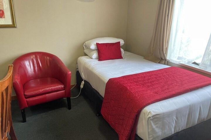Room 58 of 104