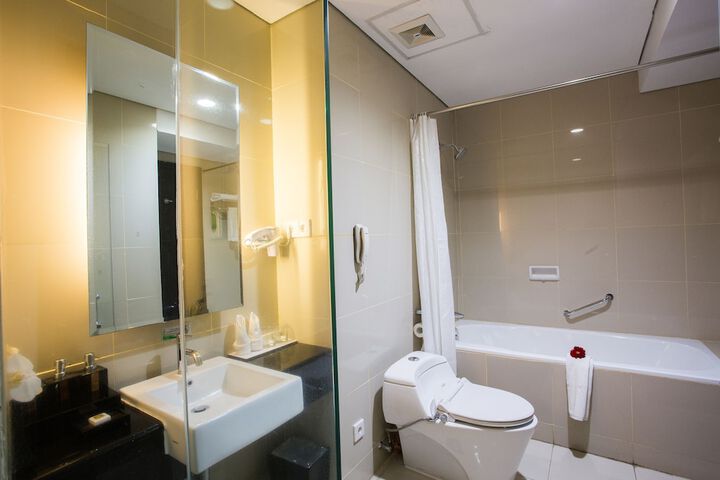 Bathroom Interior Photo