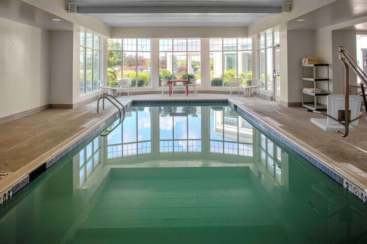 Pool Hotel