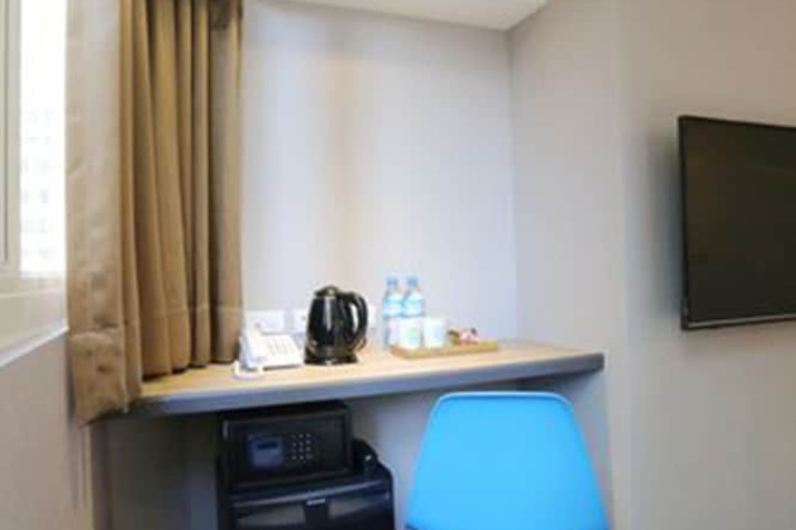 Room 30 of 57