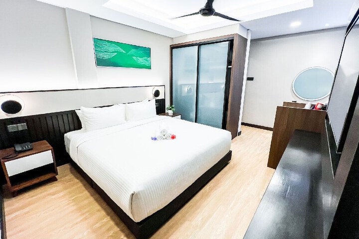 Room 7 of 22