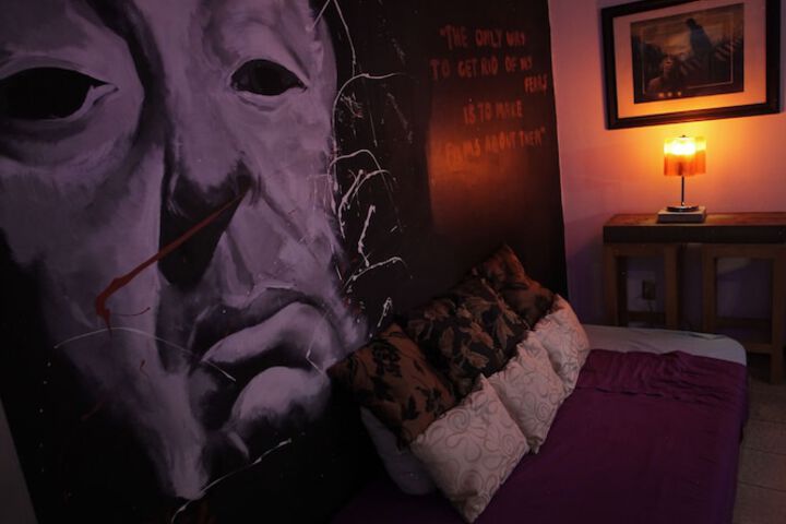 Room 37 of 80