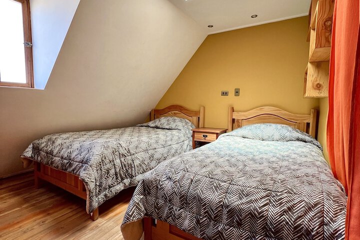 Room 3 of 44