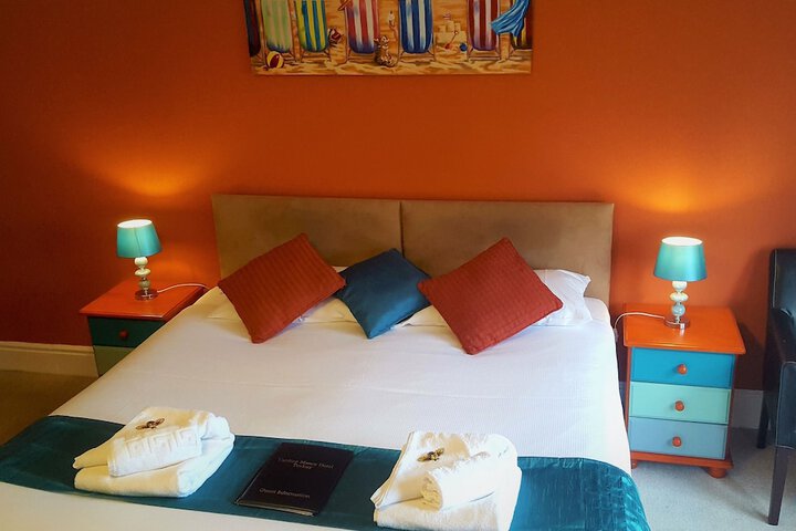 Room 16 of 43