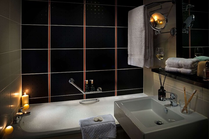 Bath Photo