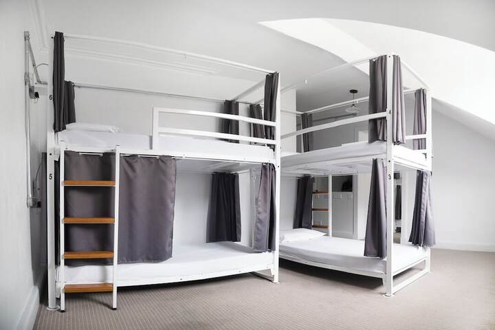 Room 45 of 75