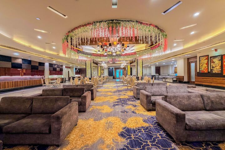 Ballroom/Hall 47 of 57