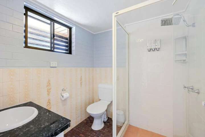 Room 13 of 26