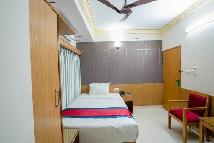 Room 20 of 40
