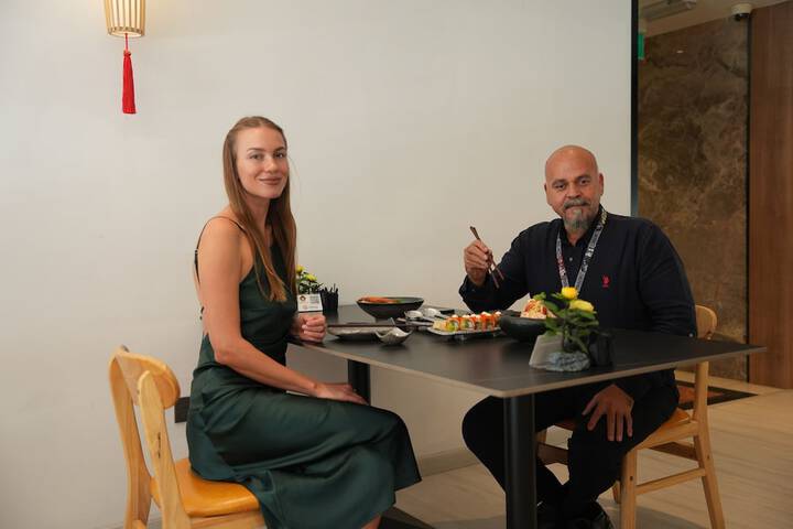 Dining 63 of 65
