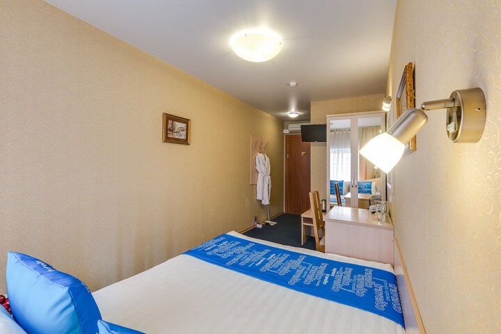 Room 3 of 11